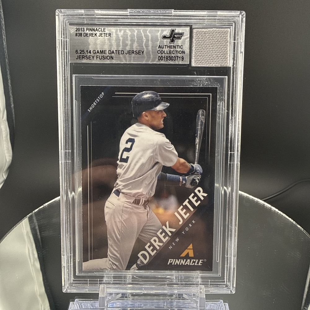 2013 Panini Pinnacle Derek‎ Jeter #38 Game Used Jersey 2014